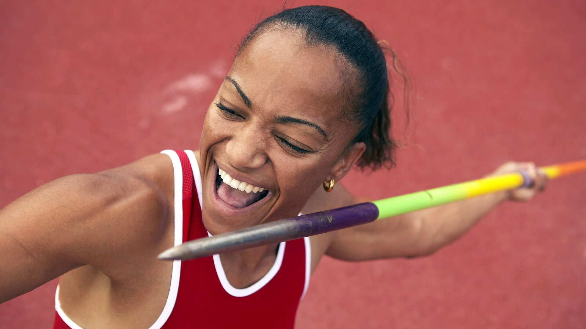 爱游戏下载-教练强调全队要有危机意识保持警觉应对任何场上突发变化